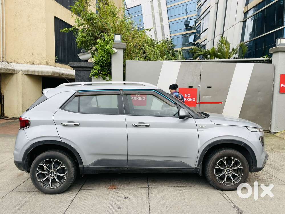 Hyundai Venue S Turbo Dct, 2019, Petrol