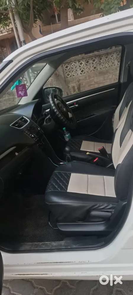Maruti Suzuki Swift 2015 Diesel 130000 Km Driven
