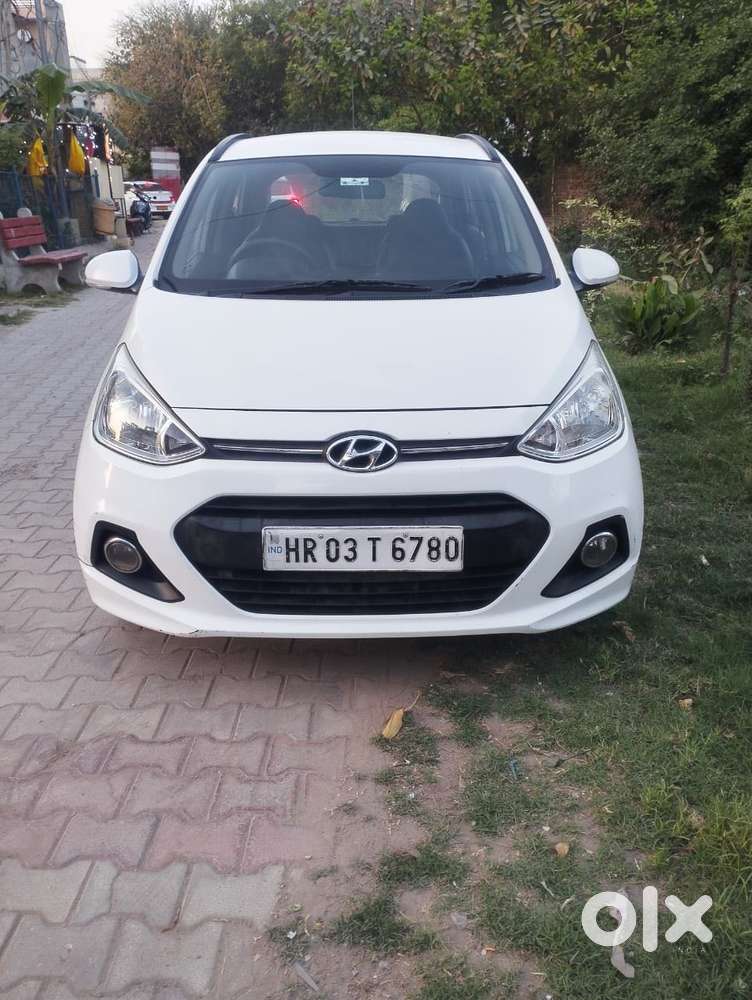 Hyundai Grand I10 2013-2016 Sportz, 2015, Petrol