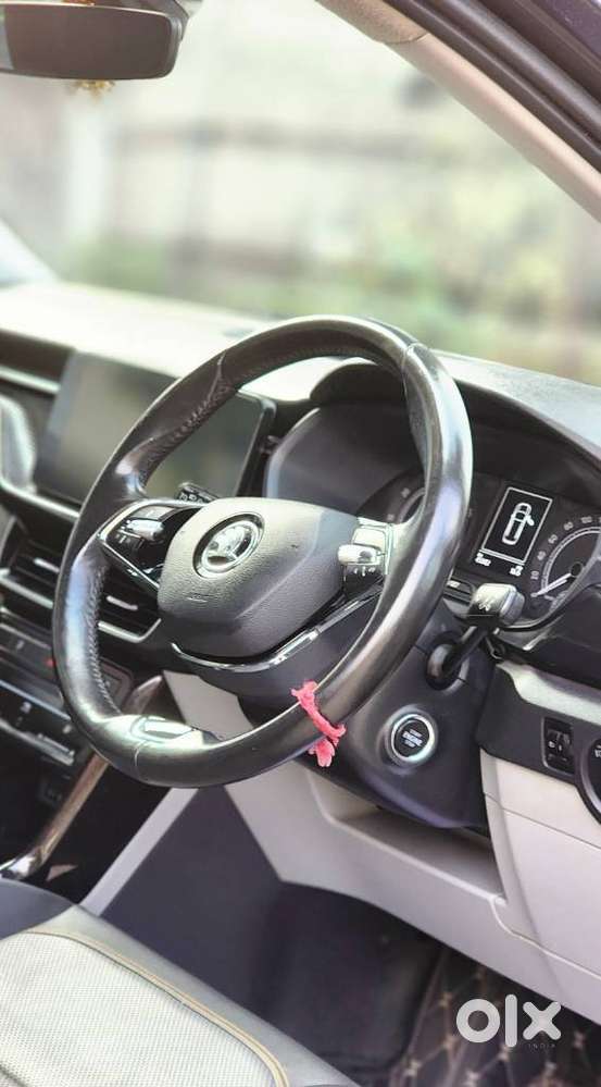 Skoda Kushaq 1.5 Tsi Style, 2022, Petrol