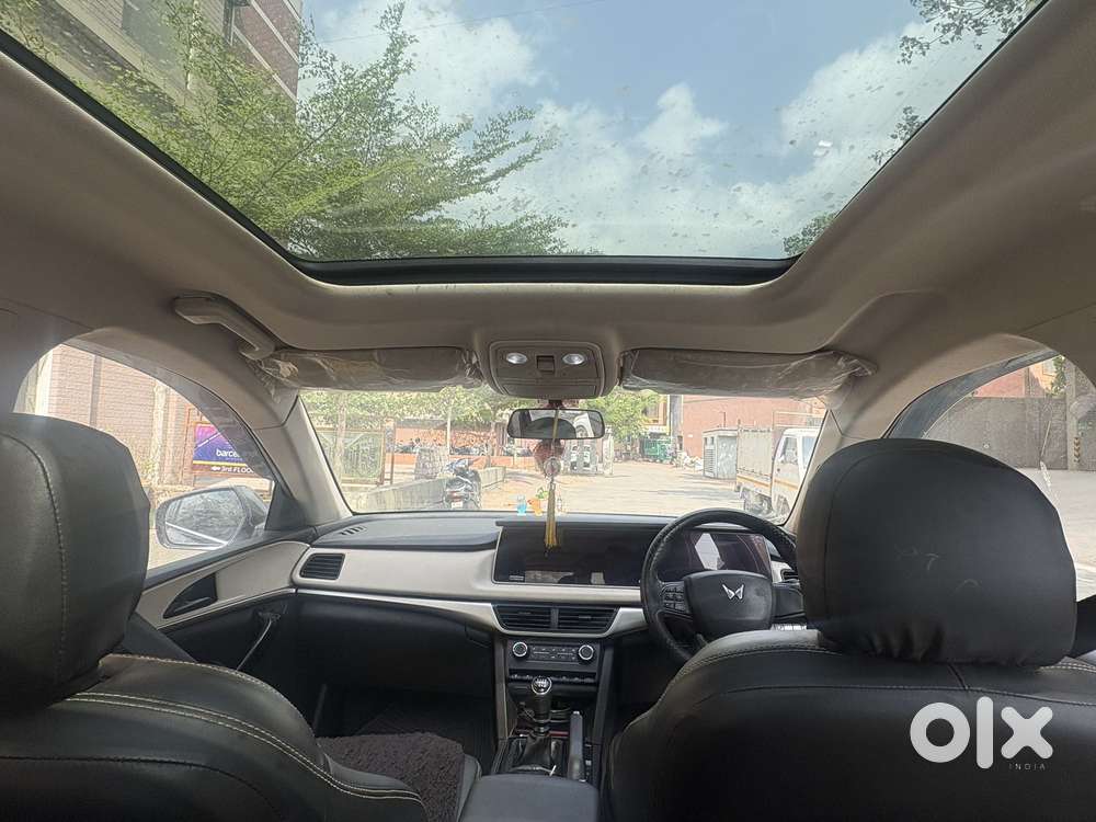 Mahindra Xuv700 2.2 Ax 5 Diesel Mt 7 Str, 2023, Diesel
