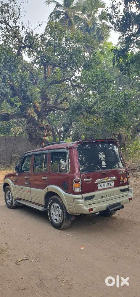 Scorpio 2.6 Turbo Top Model Slx 8 Seater