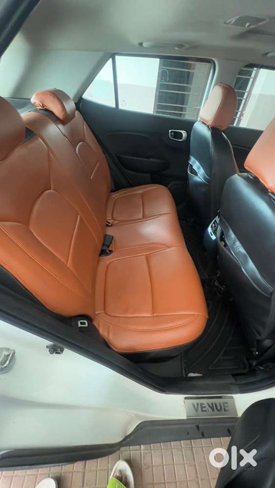 Hyundai Venue Petrol 2019