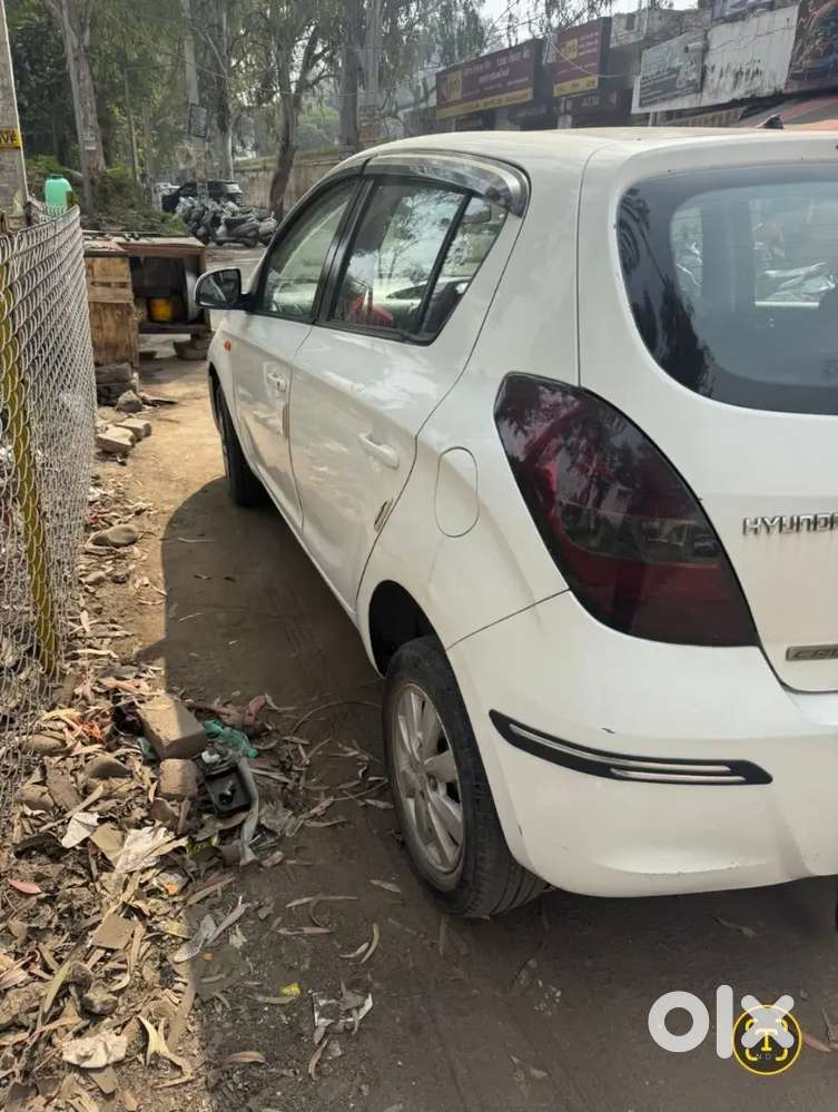 Hyundai Car I20, Model 2011