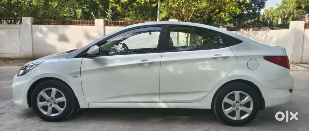 Hyundai Verna Fluidic 1.6 Vtvt, 2012, Petrol