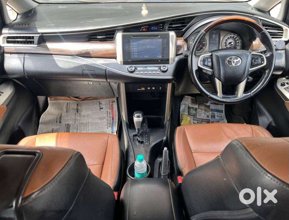 Toyota Innova Crysta 2.8z Automatic, 2017, Diesel