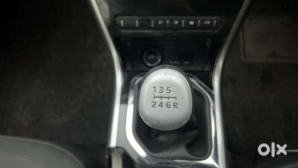 Tata Nexon 1.2 Revotron Xz Plus Dual Tone, 2017, Petrol