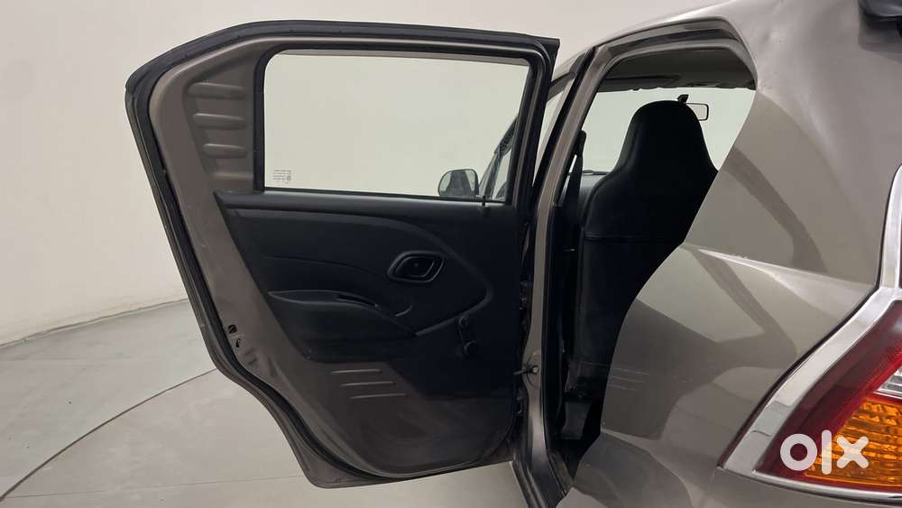Datsun Redigo T Option, 2017, Petrol