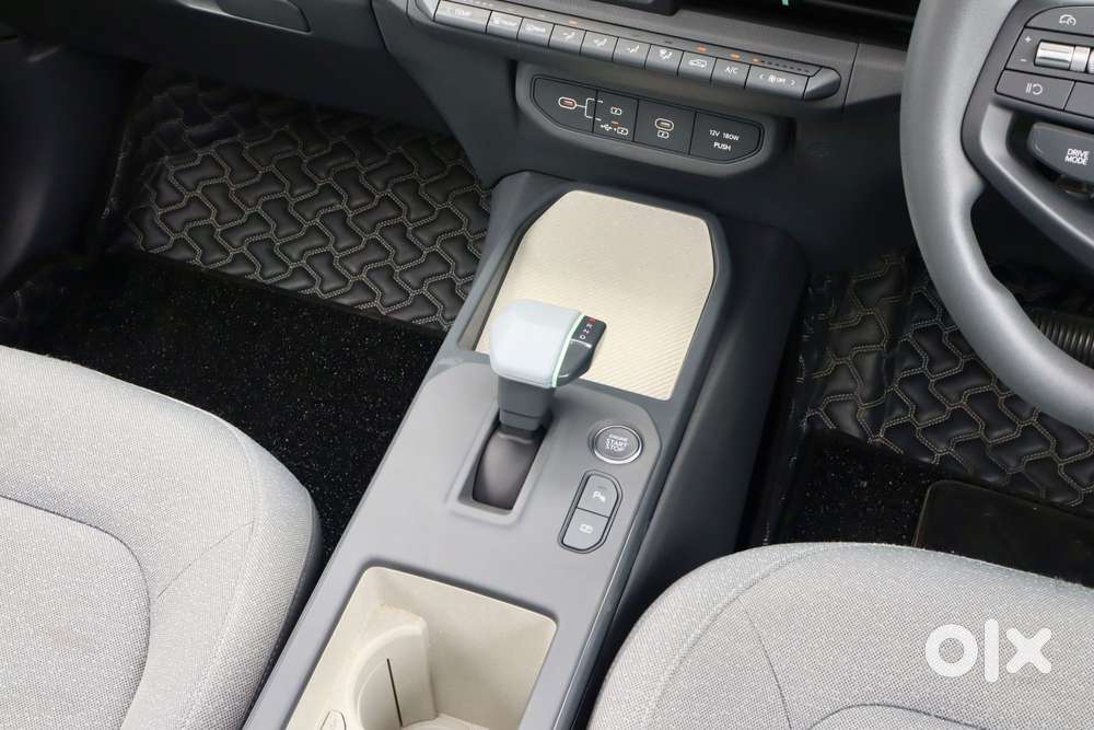 Kia Syros Htk Plus Turbo Dct, 2025, Petrol