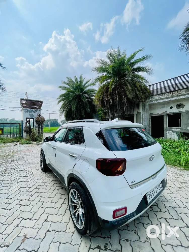 Hyundai Venue Diesel Manual 2020 Model