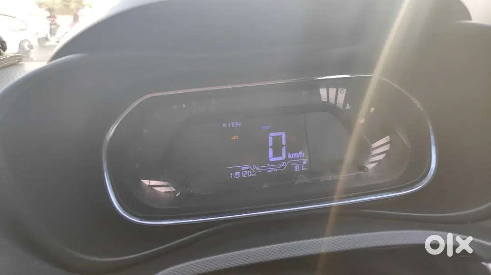 Tata Nexon Cng Feeting 2020 Petrol 119000 Km Driven