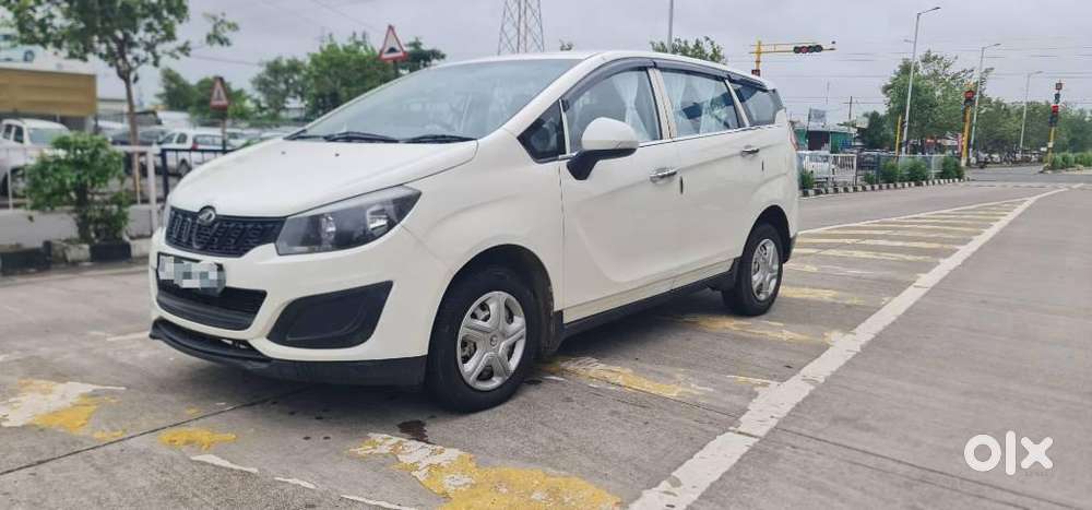 Mahindra Marazzo