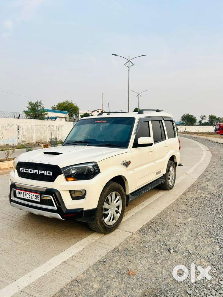 Mahindra Scorpio 2016 Diesel Well Maintained