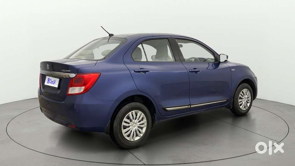 Maruti Suzuki Swift Dzire Amt Vxi, 2017, Petrol