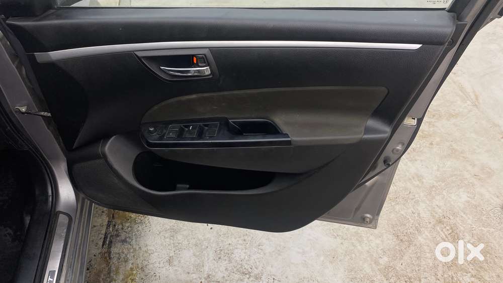 Maruti Suzuki Swift Zxi, 2015, Petrol