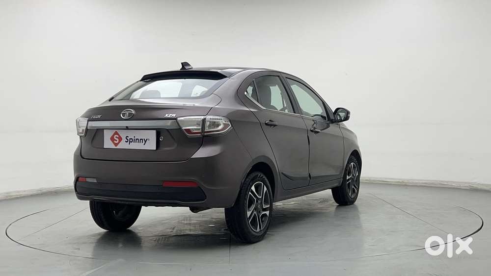 Tata Tigor Xza, 2018, Petrol