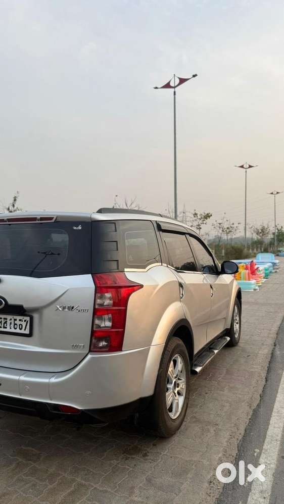 Mahindra Xuv500 Diesel 106000 Km Driven