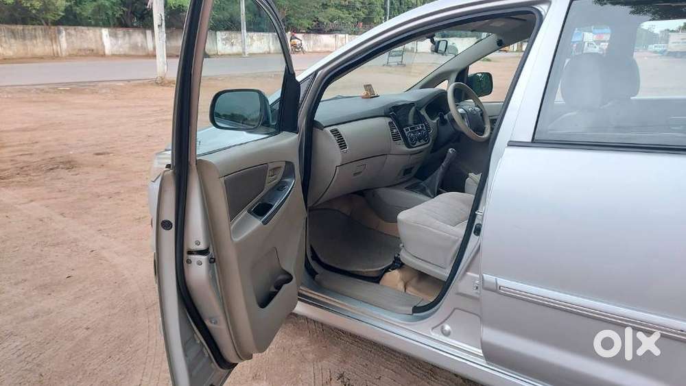 Toyota Innova 2.5 G (diesel) 7 Seater, 2012, Diesel
