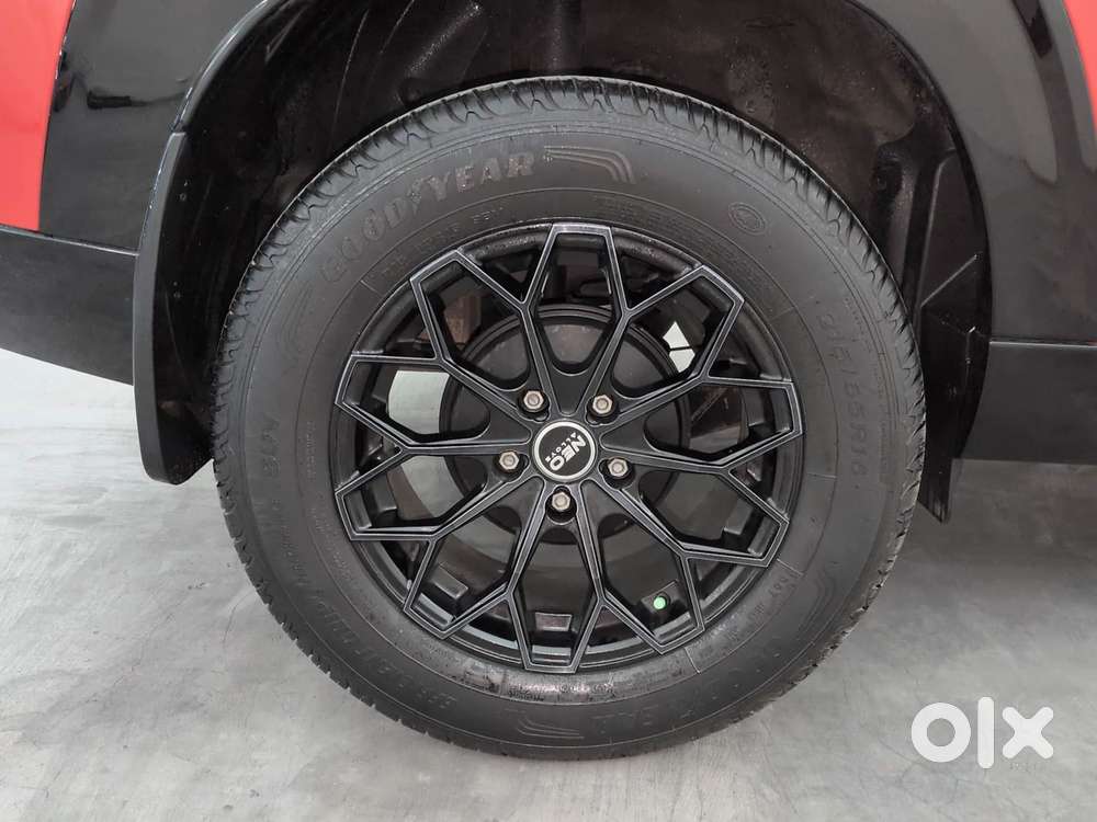 Tata Curvv S 1.2 Revotron Petrol 6mt, 2025, Petrol