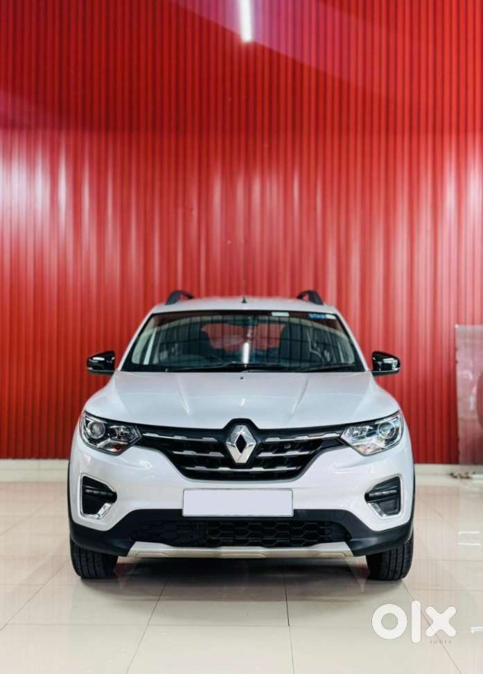 Renault Triber Rxz, 2024, Petrol