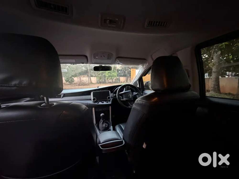 Toyota Innova Crysta 2017 Diesel 111000 Km Driven.