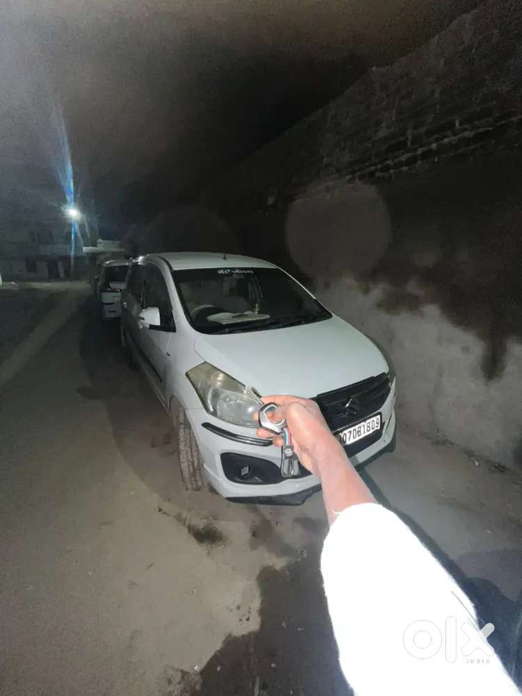Maruti Suzuki Ertiga 2018 Cng & Hybrids 125000 Km Driven