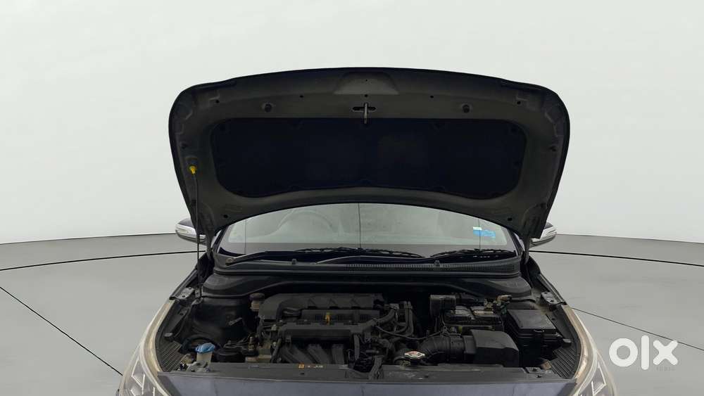 Hyundai Verna 1.5 Sx (o) Vtvt, 2021, Petrol