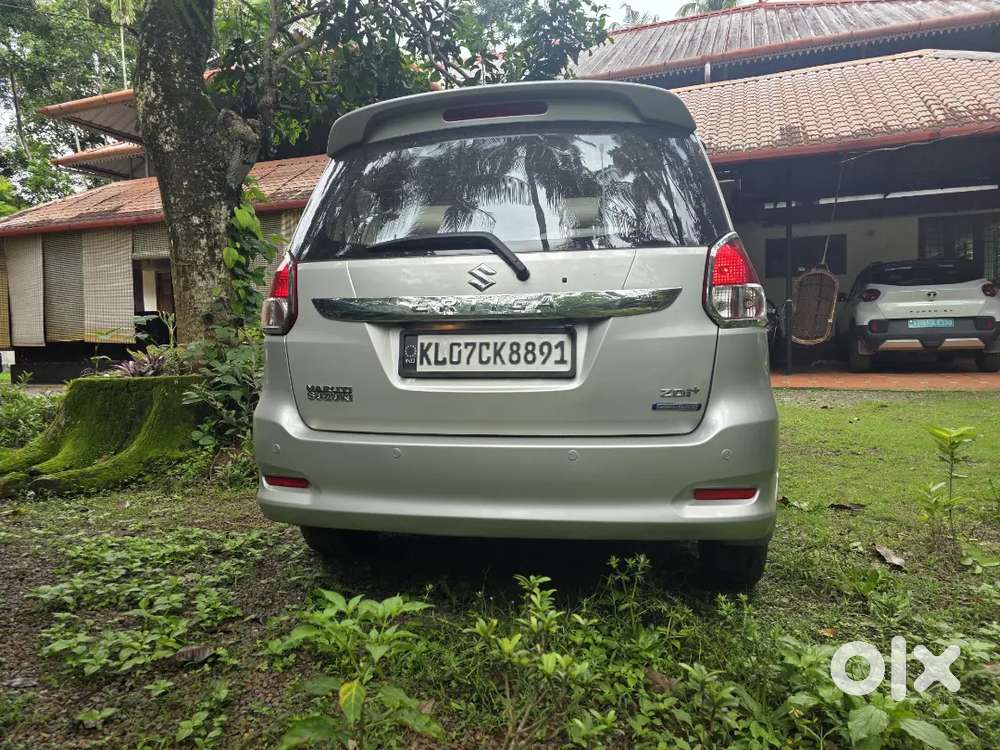Well Maintained Maruti Suzuki Ertiga 2017 Zdi+ Diesel 54600 Km Driven