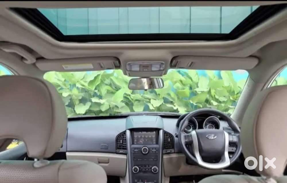 Mahindra Xuv500 2.2 2015 Top Model With Sunroof