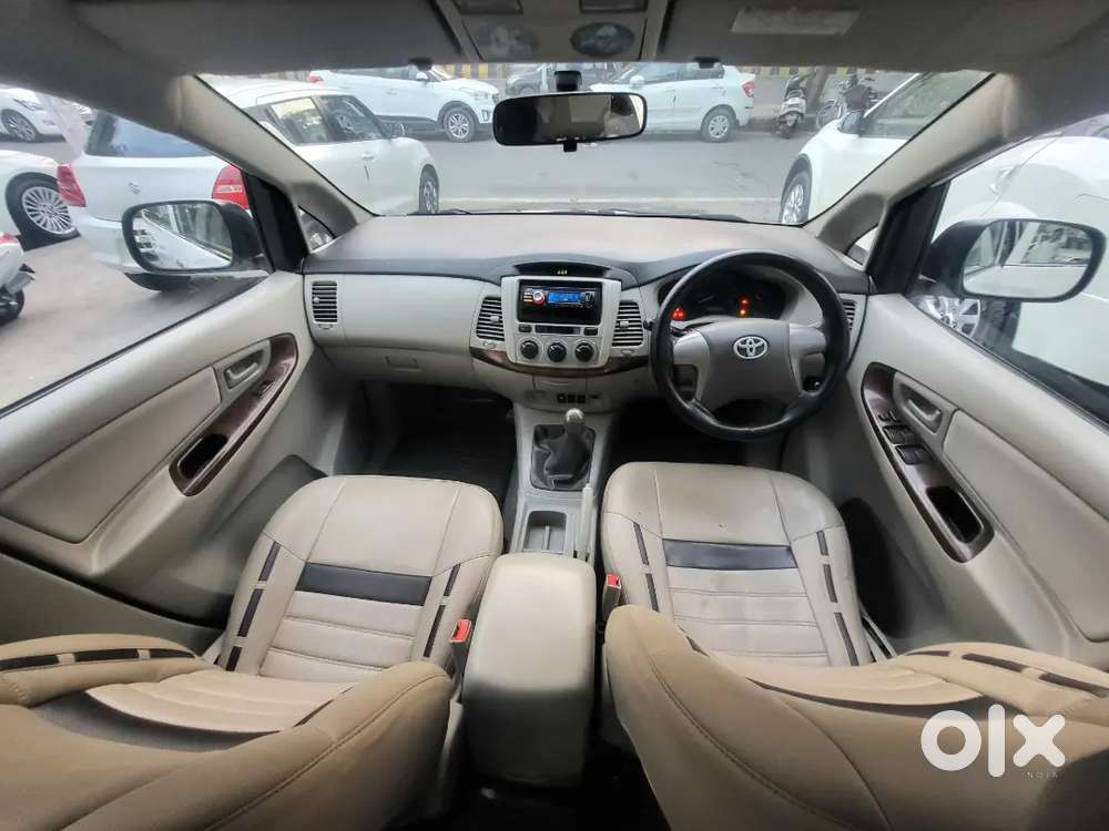 Toyota Innova 2.5 G 2014