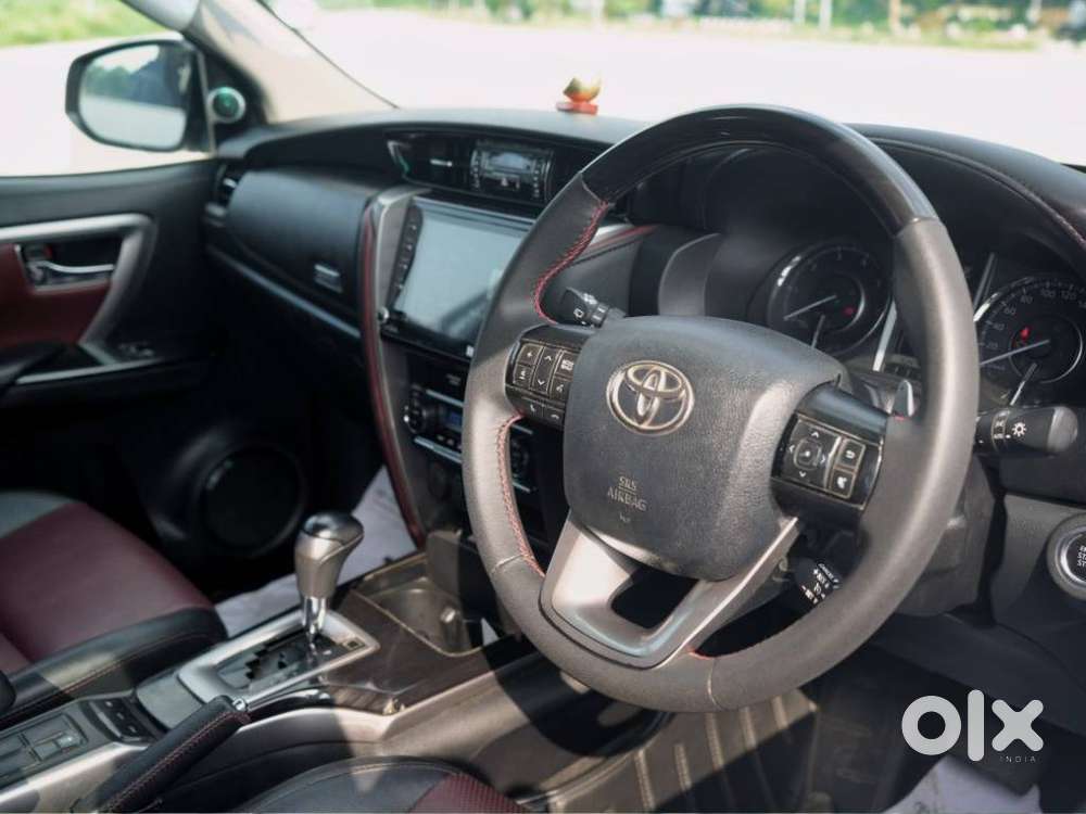 Toyota Fortuner Legender 4x2 At 2.8, 2022, Diesel