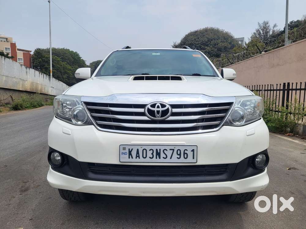 Toyota Fortuner 3.0 4x2 Automatic, 2012, Diesel
