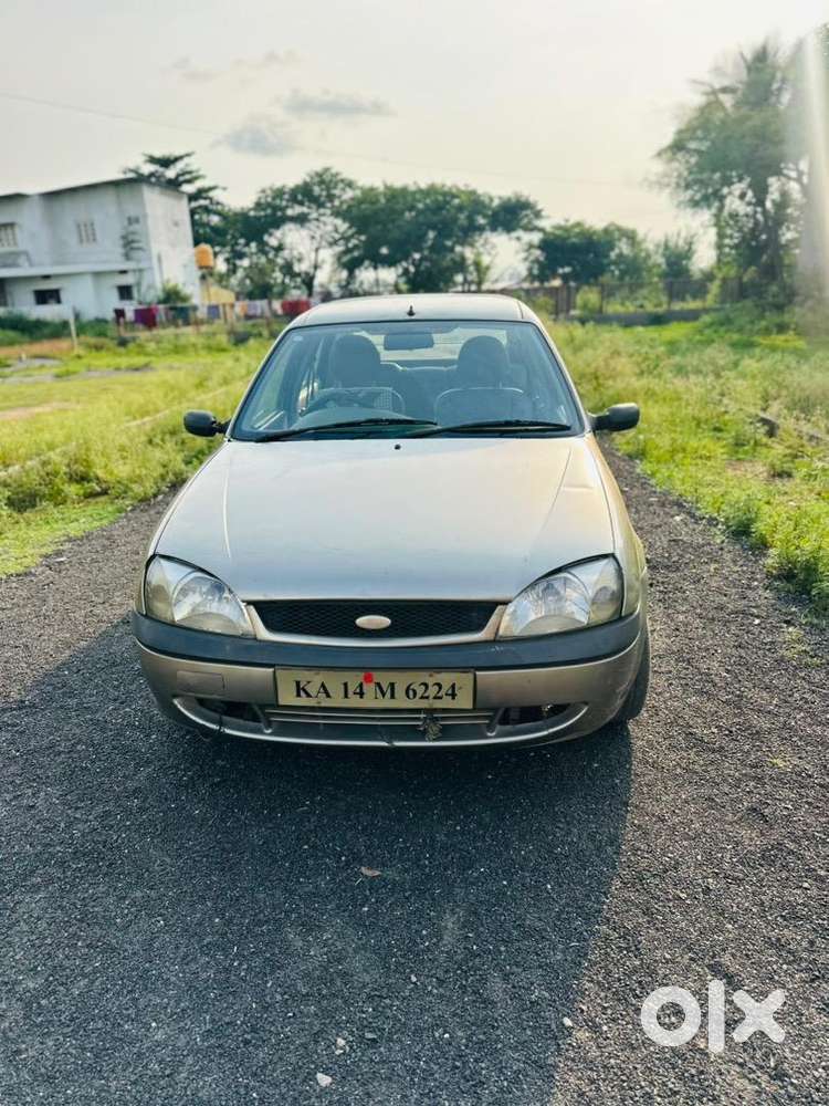 Ford Petrol Car 2005