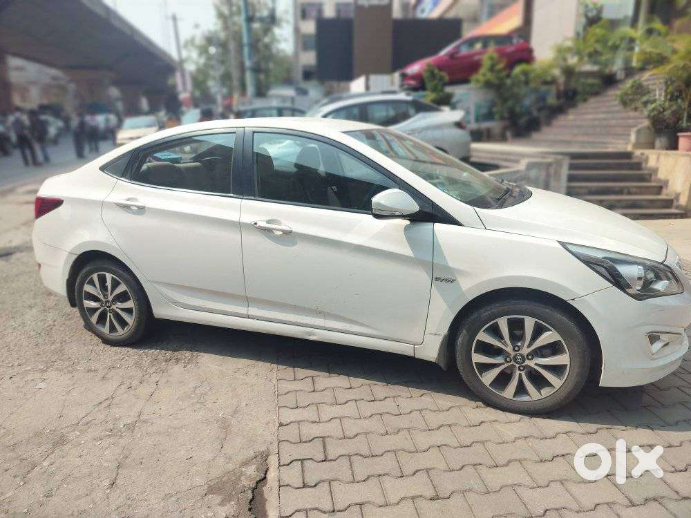 Hyundai Fluidic Verna 1.6 Vtvt Sx, 2017, Petrol