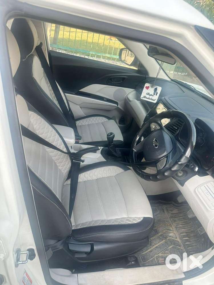 Mahindra Xuv300 2022 Diesel Well Maintained
