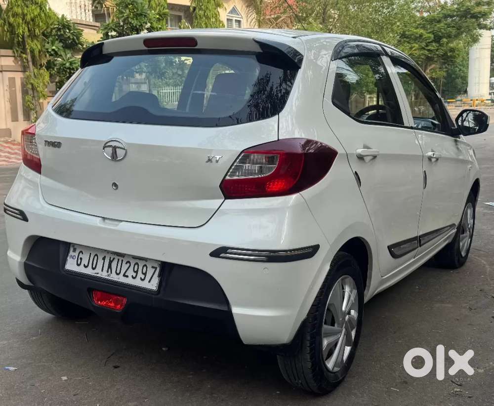 Tata Tiago 1.2 Revotron Xt Option, 2019, Petrol