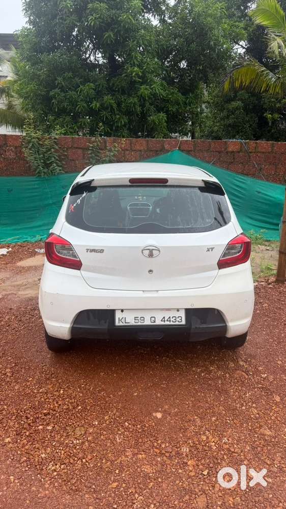 Tata Tiago Petrol 2017