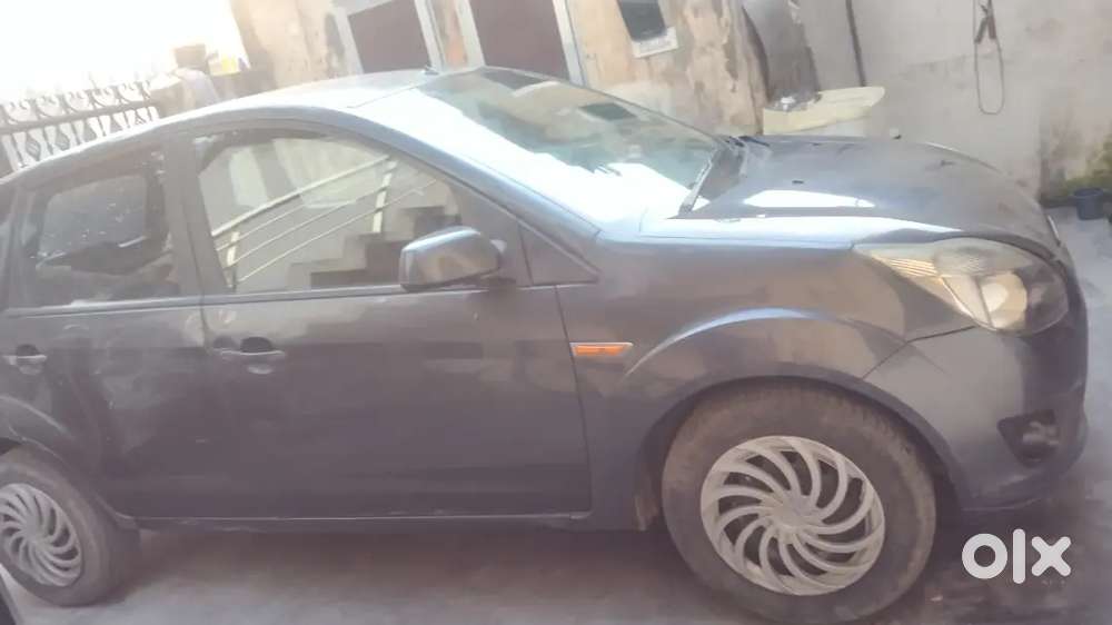 Ford Figo 2010 Diesel 120000 Km Driven