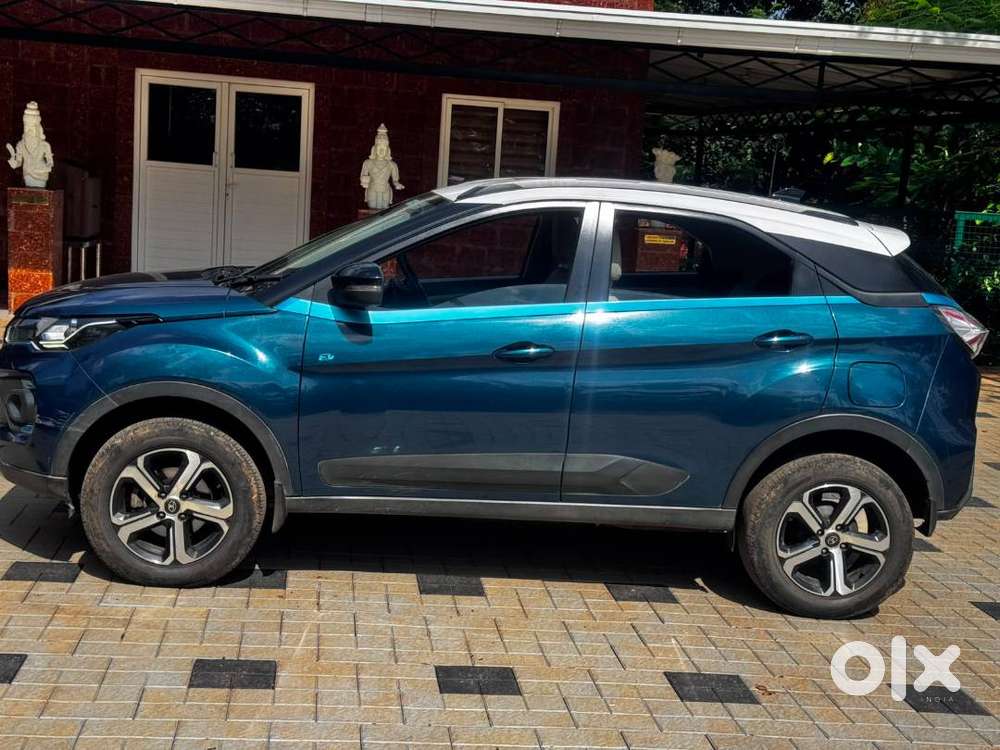 Tata Nexon Ev 2000 Dark Edition