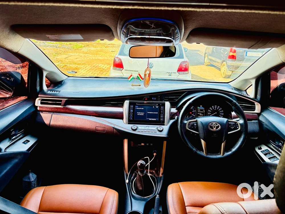 Toyota Innova Crysta 2016 Diesel Well Maintained