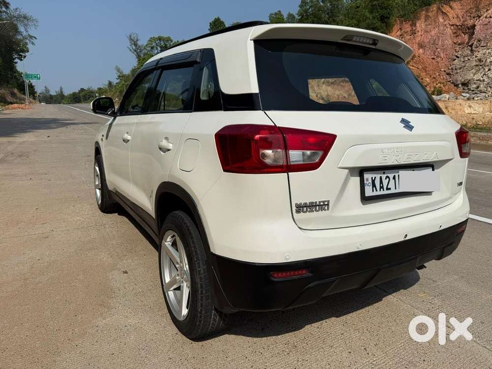 Maruti Suzuki Brezza 2017 Diesel Well Maintained