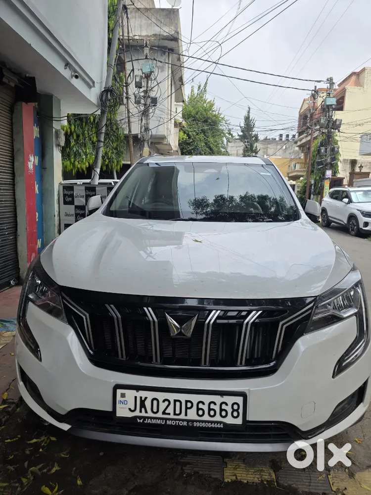 Mahindra Xuv700 Petrol 2025