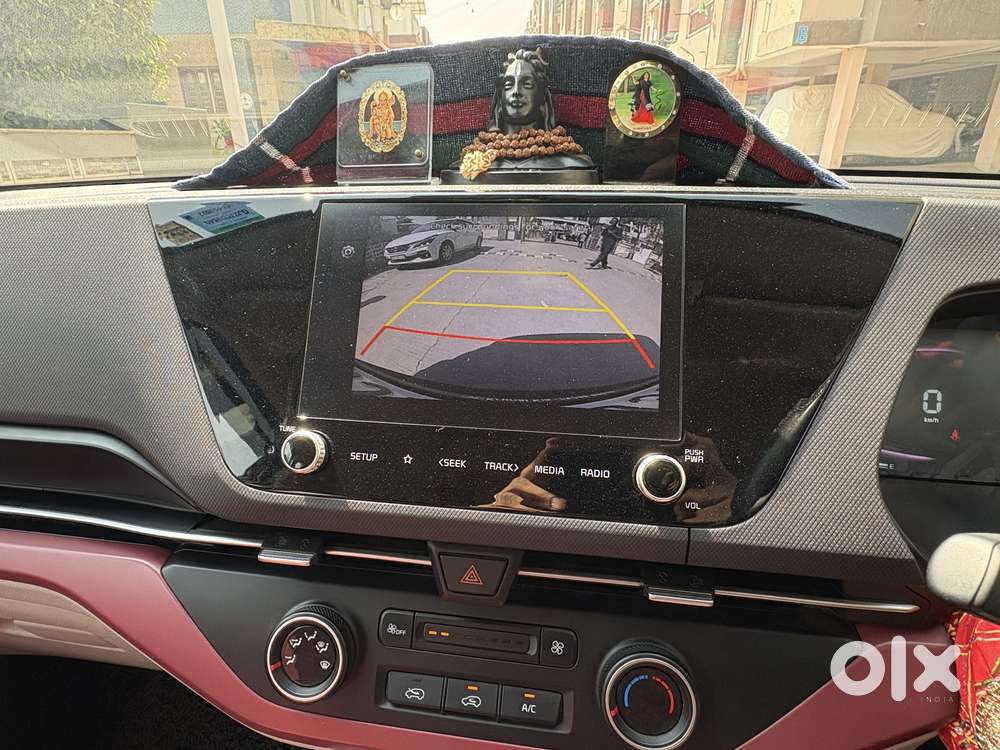 Kia Carens 1.5 Prestige 7 Str, 2023, Petrol