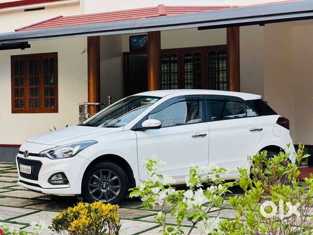 Hyundai I20 2019 31,000 Km Driven Petrol Automatic