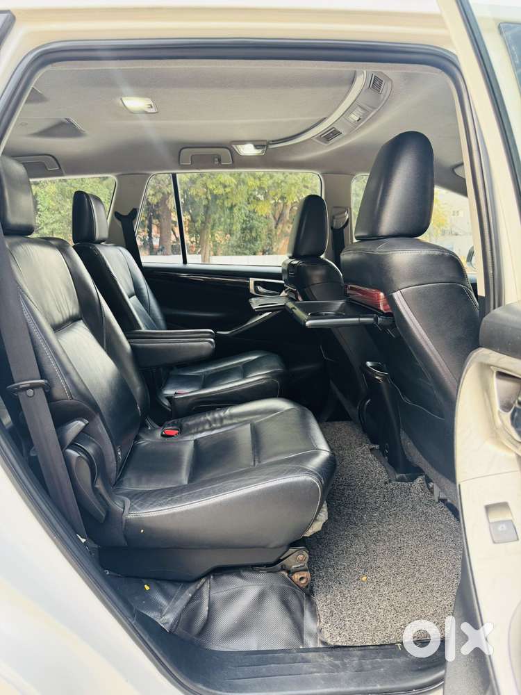 Toyota Innova Crysta 2.4 Z 7 Str, 2016, Diesel