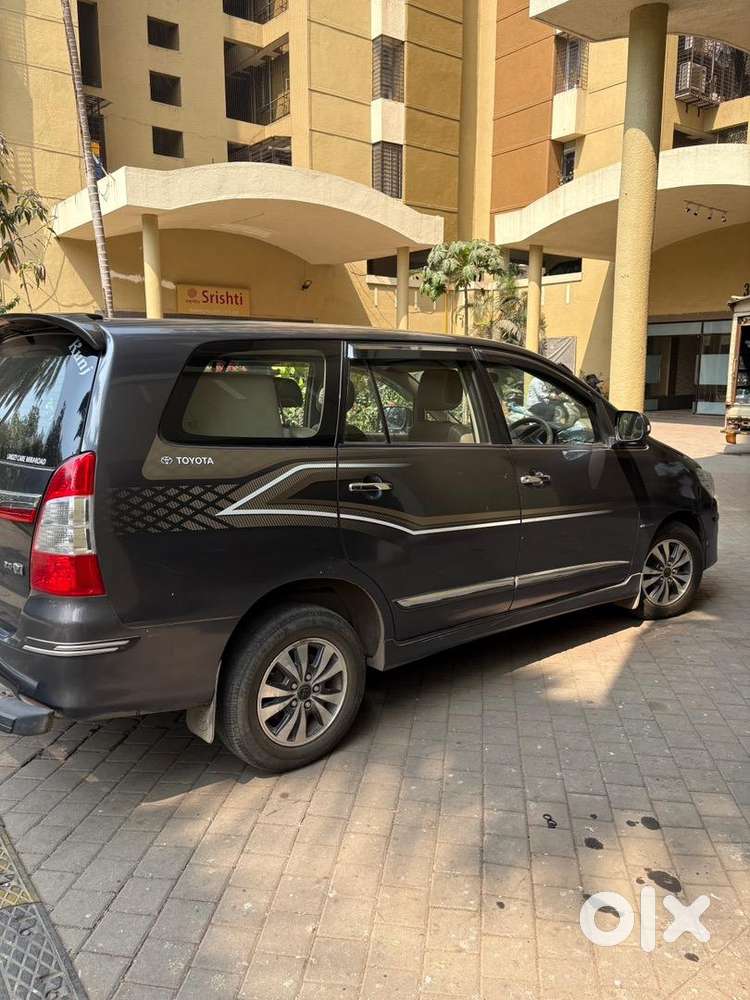 Toyota Innova Vx 8 Seater 2016 Diesel Well Maintained