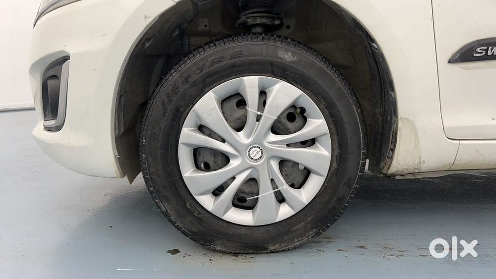 Maruti Suzuki Swift Vvt Vxi, 2017, Petrol