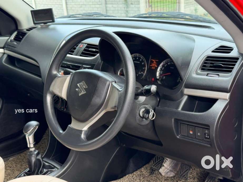 Maruti Suzuki Swift Vxi + Manual, 2016, Petrol