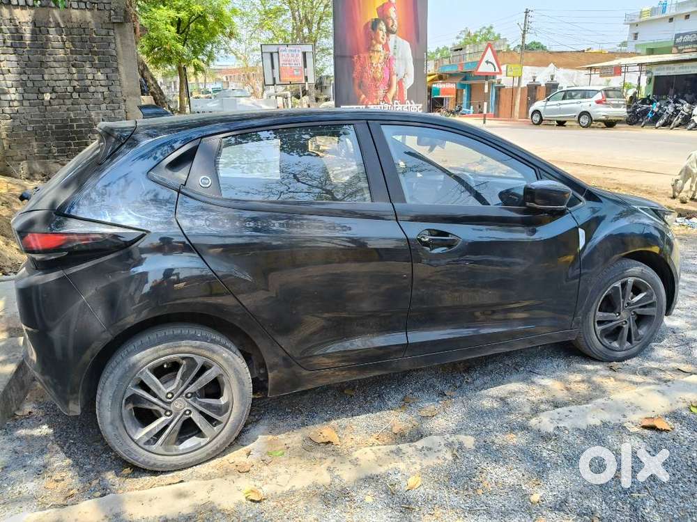 Tata Altroz 2023 Petrol Well Maintained