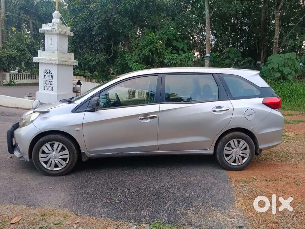 Honda Mobilio 1.5 V I-vtec 2014